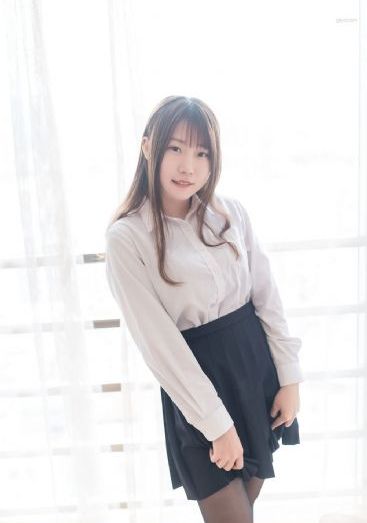 青山绿水红日子